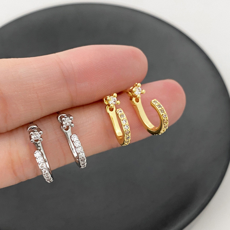 ต่างหูไซส์เล็ก Zircon Hook แบบเรียบหรู กะทัดรัดและสวมใส่ง่าย