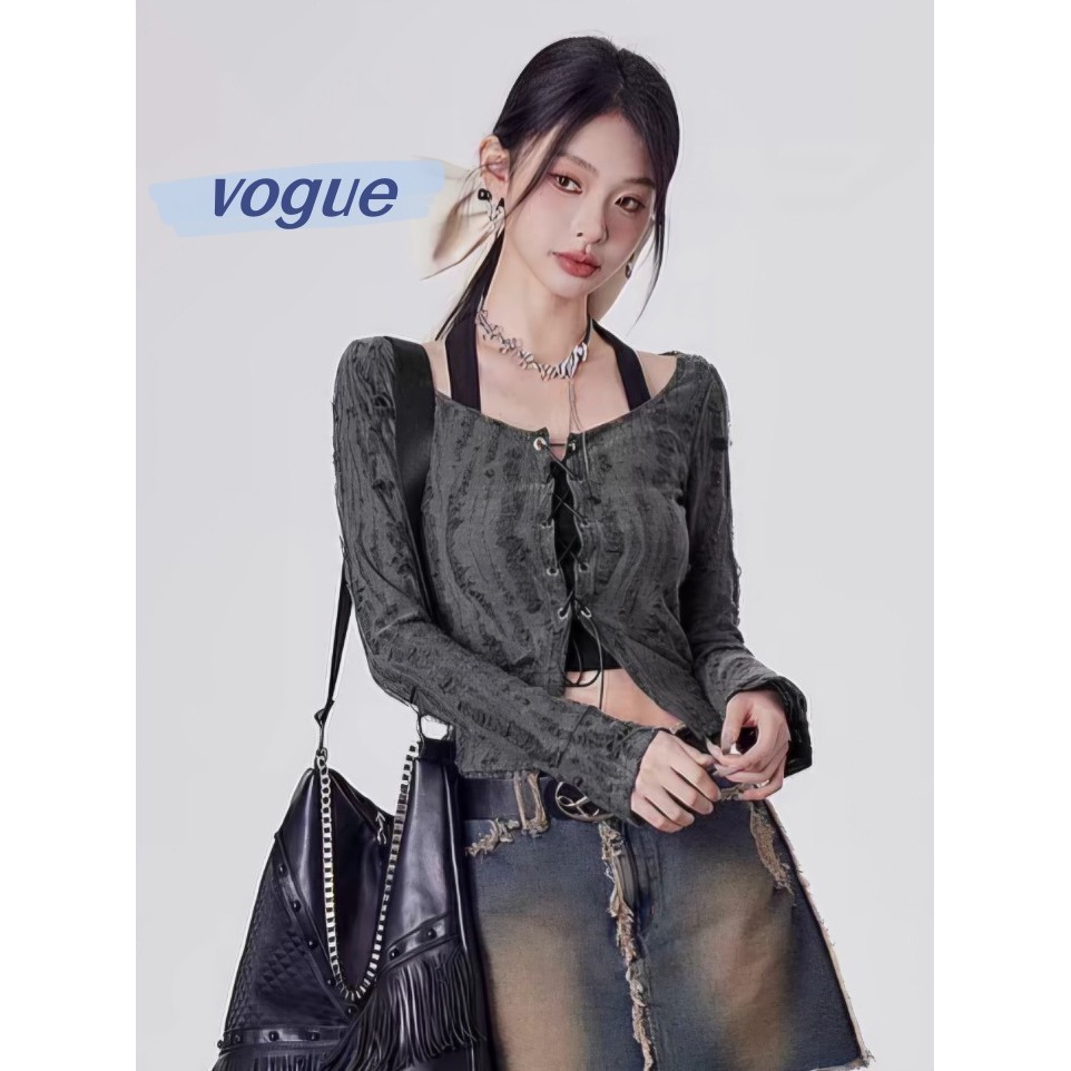 Vogue พร้อมส่ง เซ็ต คล้องคอ+เสื้อไหมพรมแขนยาว ดีเทล กเซกซี่ ร้อยเชือกเก๋ สีเทาอ่อนๆ (60175)