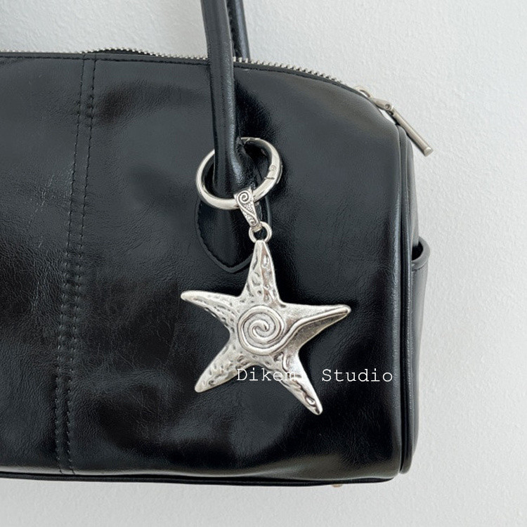 เกาหลี Ins Niche Sweet Cool Retro Blogger เดียวกันปลาดาวกระเป๋าจี้ Key Chain บุคลิกภาพอุปกรณ์ตกแต่ง