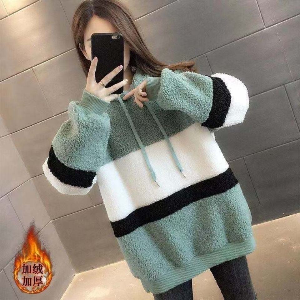 ข้อเสนอพิเศษหลวมเกาหลีเสื้อแจ็คเก็ตหนาฤดูใบไม้ร่วงและฤดูหนาวใหม่เลียนแบบแกะกำมะหยี่ลำลองบวกเสื้อกันหนาวผู้หญิงสไตล์ตะวันตก