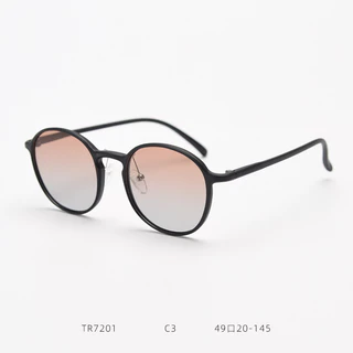 Niche Fine frame แว่นกันแดดโพลาไรซ์พีซีเกาหลี uv400 แว่นกันแดดผู้ชายและผู้หญิงอินเทรนด์ Retro TR90 ตาข่ายแสงสีแดงกระจกธรรมดา