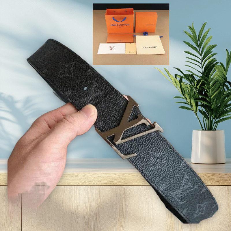 ((กล่องของขวัญใหญ่) 2025 สไตล์ใหม่หนังแท้ High-End All-Match Letter Smooth Buckle Casual เข็มขัดแฟชั่น L Buckle v กางเกงเข็มขัดชายชายหนุ่ม * - * &