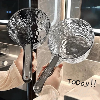 ขันตักน้ำใสด้ามจับยาว ขันน้ำพลาสติกใส ใช้ได้ทั้งครัวเรือนและ…