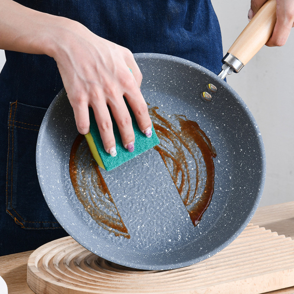 กระทะ เทฟล่อน ลายหินอ่อน ด้ามไม้ B0148 3ขนาด กระทะสไตล์วินเทจ ของใช้ในครัว กระทะ ก้นลึก ทอด ผัด ต้ม - รูปที่ 3