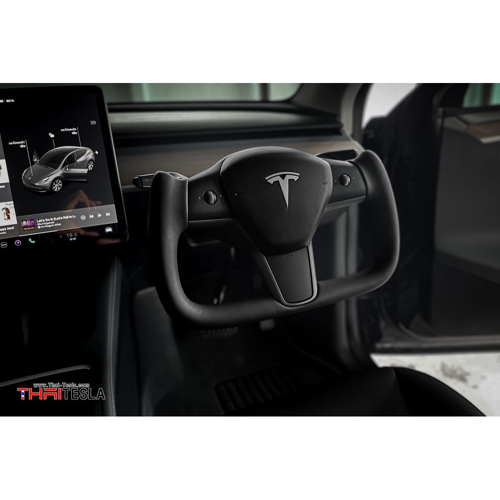 พวงมาลัย Tesla Model Y/3 Yoke Steering Nappa สีขาว / สีดำ มีHEATING
