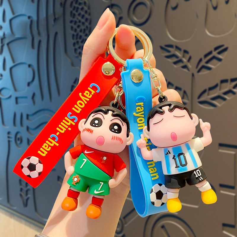 น่ารักการ์ตูนฟุตบอล Shin-Chan พวงกุญแจ/ตุ๊กตาสร้างสรรค์กระเป๋านักเรียนเครื่องประดับของขวัญคู่