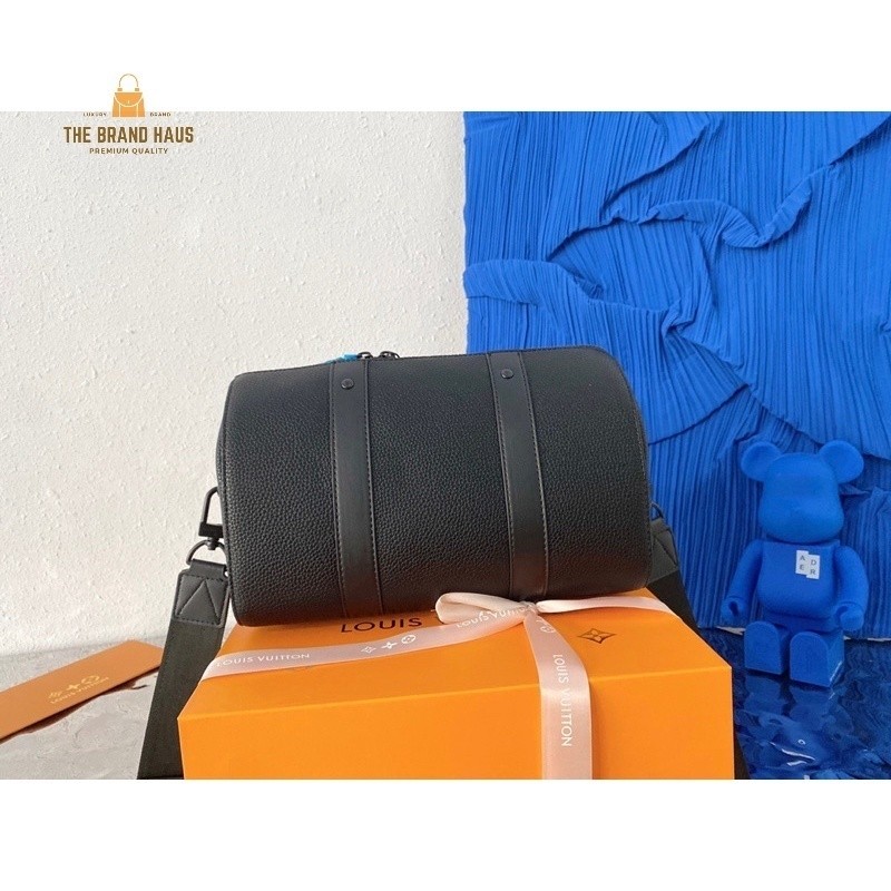 L0u1ss Vu1tt0nn s CITY KEEPALL กระเป๋าสะพายข้าง Slin