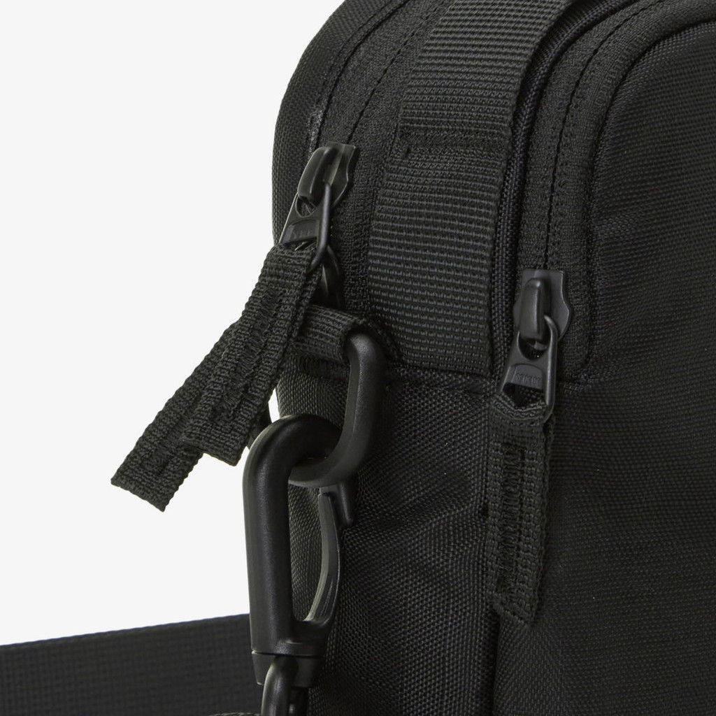 พร้อมส่ง กระเป๋าสะพายข้างใบเล็ก ทรงสวย ง่ายต่อการจับคู่ คุณภาพดี 3สีให้เลือก Mini Crossbody Bag - รูปที่ 5