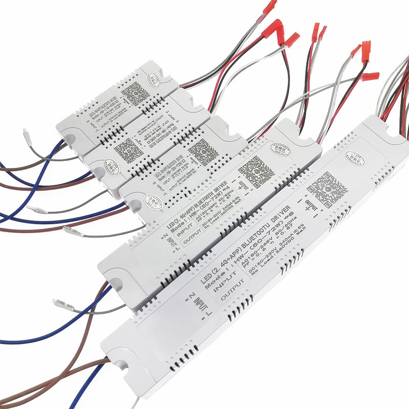 2.4G RF Intelligent LED driver รีโมทคอนโทรลแหล่งจ่ายไฟลดแสงหม้อแปลงเปลี่ยนสีเชื่อมต่อกับเทป LED หรือแถบ LED