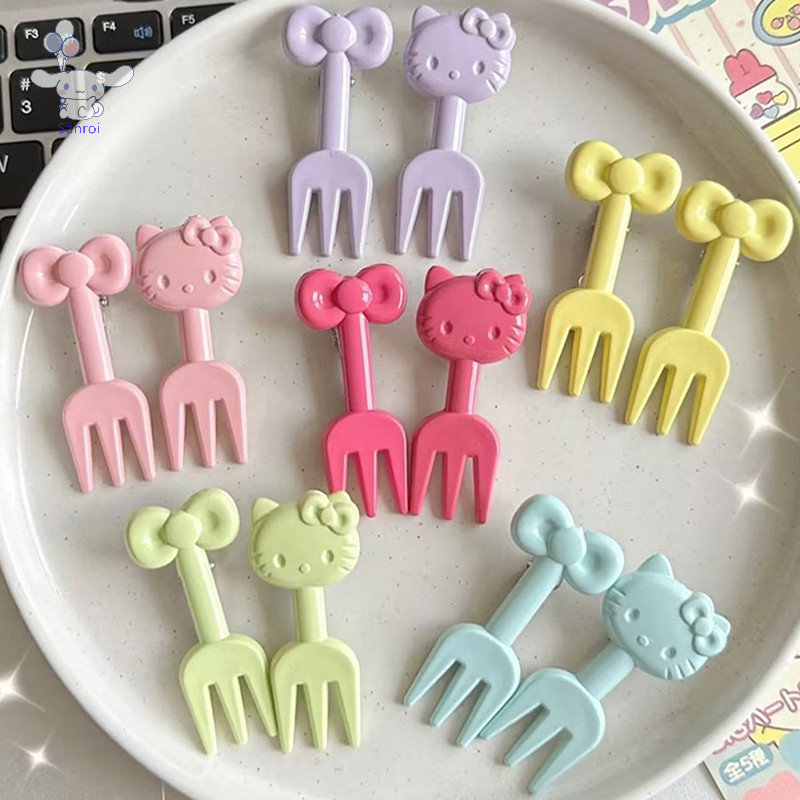 [ซาน] 10ชิ้นสร้างสรรค์มินิน่ารักส้อมผลไม้นิเมชั่นอุปกรณ์ต่อพ่วงการ์ตูนที่สวยหรูรีไซเคิลแบบพกพาผลไม้เลือกขนมขบเคี้ยวส้อม โผล่