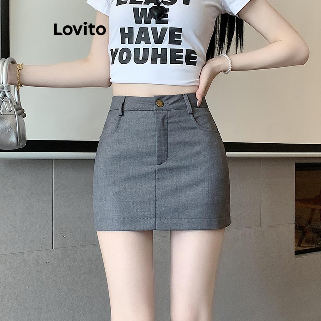 Lovito กระโปรงผู้หญิง มีกระดุม สีพื้น สไตล์ลำลอง LNA60219