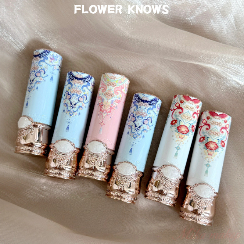 FLOWER KNOWS  ลิปสติกมีลักษณะเป็นฟิล์มและไม่ติดกับถ้วยกระจกได้ง่าย