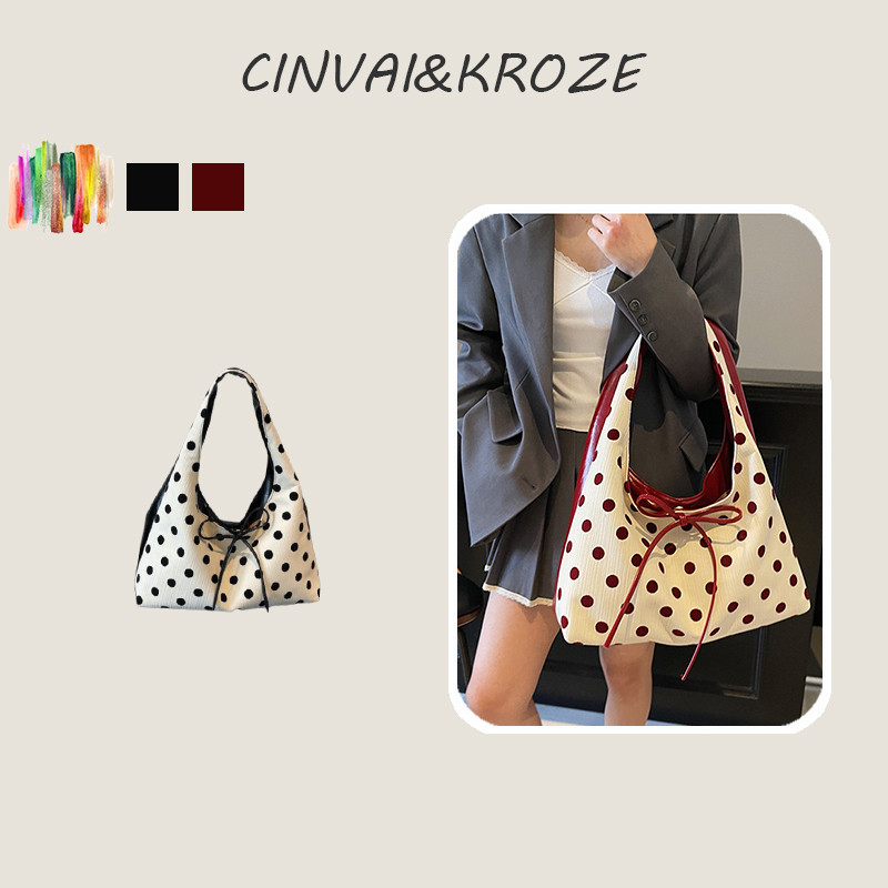 CINVAI&KROZE  กระเป๋าทรงโท้ทลายจุด พวงมาลัยแบบโบว์เรียบง่าย แฟชันสำหรับใต้วงแขน