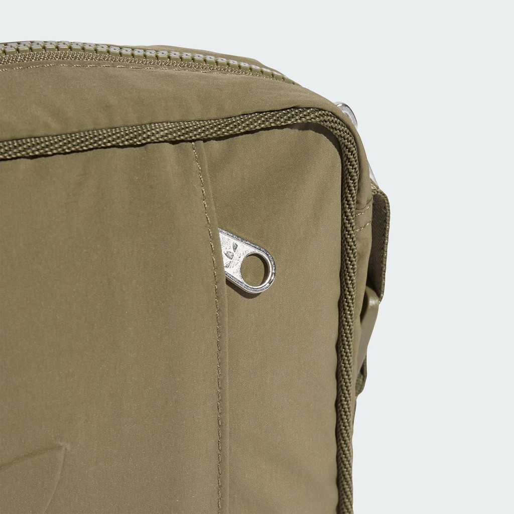 adidas ไลฟ์สไตล์ กระเป๋าใส่ของขนาดเล็ก Everyday Icons Unisex สีเขียว JX3111 - รูปที่ 4