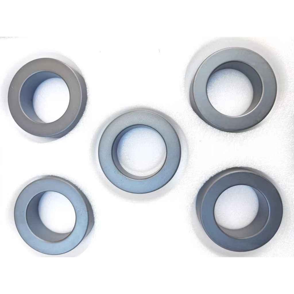 1 ชิ้น American RF Ferrite แหวนแม่เหล็ก FT140-43 FT240-43 FT120-43 แหวนแม่เหล็กแกนแม่เหล็กความถี่สูง