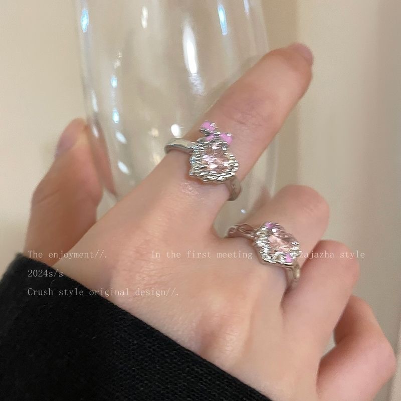 แหวนแฟชั่น Rhinestone Alloy Heart Bowknot สําหรับผู้หญิง