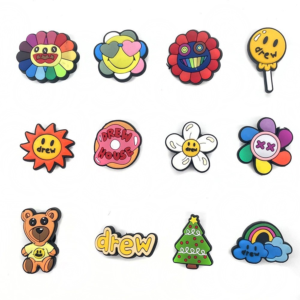 ลวดลายดอกไม้รูปแบบรองเท้าจี้ Pvc Hole Hole Decoration อุปกรณ์เสริมรองเท้าอุปกรณ์เสริมรองเท้า
