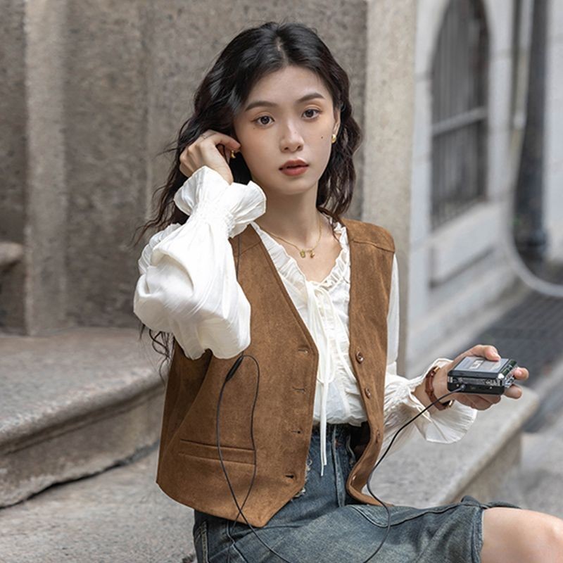2024เสื้อกั๊กวินเทจแบบใหม่สำหรับผู้หญิงฤดูใบไม้ผลิและฤดูใบไม้ร่วงเสื้อแขนกุดแบบสั้นดีไซน์ใหม่สไตล์เกาหลี