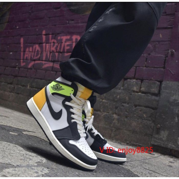 AIR A/J 1 RETRO HIGH OG 黑白连 VOLT GOLD 555088-118