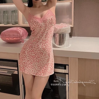 🖤girl🖤ชุดนอนเซ็กซี่ sexy กระโปรงลายดอก ลายดอกไม้ ดูเซ็กซี่ ส่งจากไทย