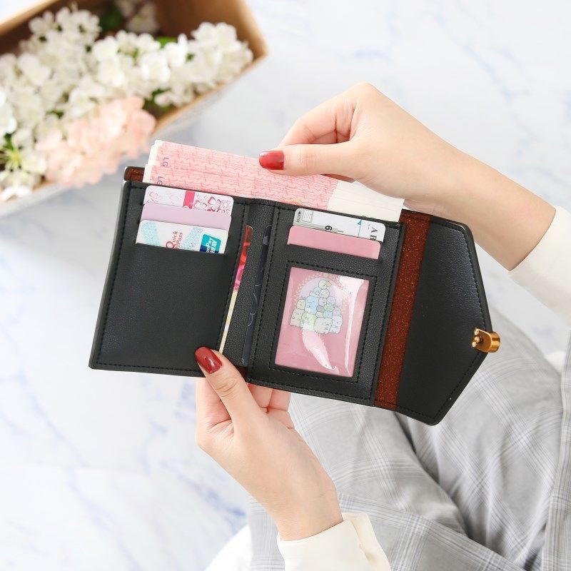 coco baby65: กระเป๋าสตางค์ใบกลาง 3พับ กระเป๋าผู้หญิงForever Young Wallet 3 folded wallet