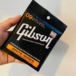 สายกีตาร์โปร่ง/ไฟฟ้า Gibson สายทองเหลือง ครบ 6 เส้น สายนิ่ม ฟรีปิ๊ก 3 ชิ้น พร้อมจัดส่งทั่วประเทศ