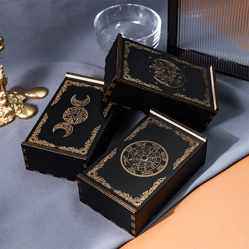 [คลังสินค้าพร้อม] Tarot Card Storage BOX TAROT BOX กล่องไม้การ์ดสีดําบานเลื่อนสไตล์ใหม่