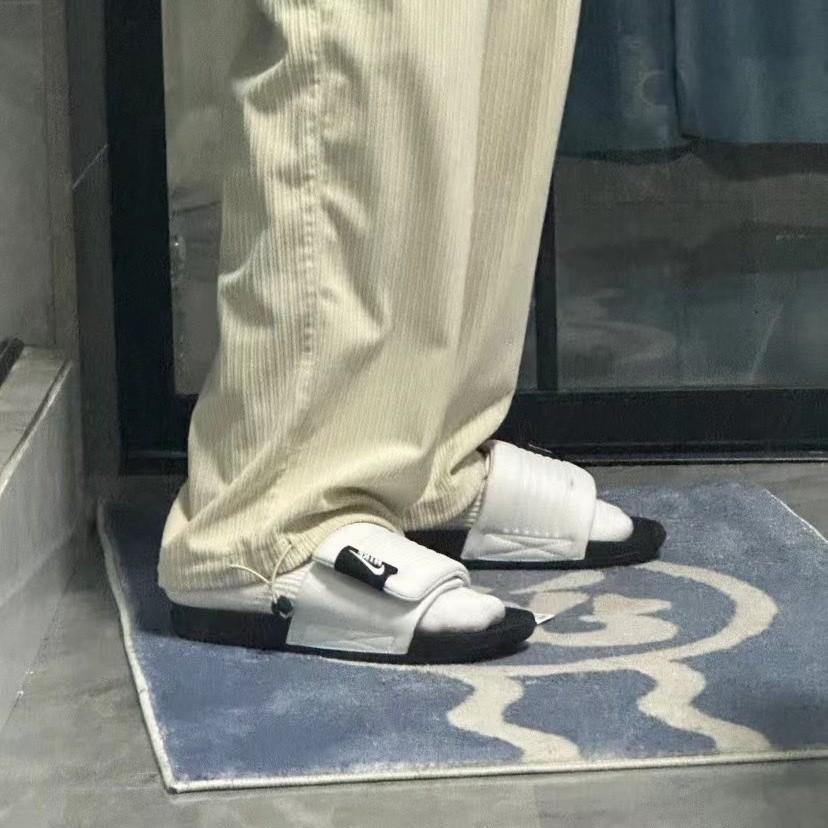 รองเท้าแตะ OFFCOURT ADJUST SLIDE STORE4SW6