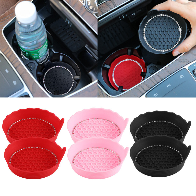 Universal สีชมพูรถถ ้ วย Coaster อัตโนมัติกันน ้ ําลื ่ นถ ้ วยผู ้ ถือ Bling ถ ้ วย Sift-Proof Spill ผู ้ ถือน ่ ารัก Charm ใส ่ เครื ่ องดื ่ ม Coasters ถ ้ วย Pad รถตกแต ่ งภายในอุปกรณ ์ เสริม