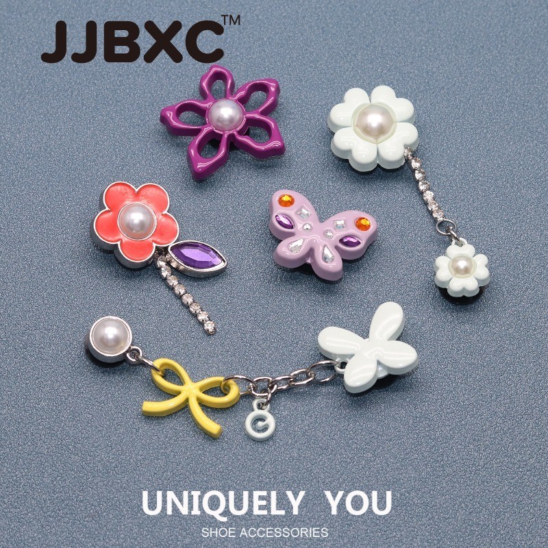 JJBXC ตัวติดรองเท้า charm หัวเข็มขัดโลหะลายดอกไม้และผีเสื้อ สไตล์หรู แฟชั่น DIY อุปกรณ์ตกแต่งรองเท้า