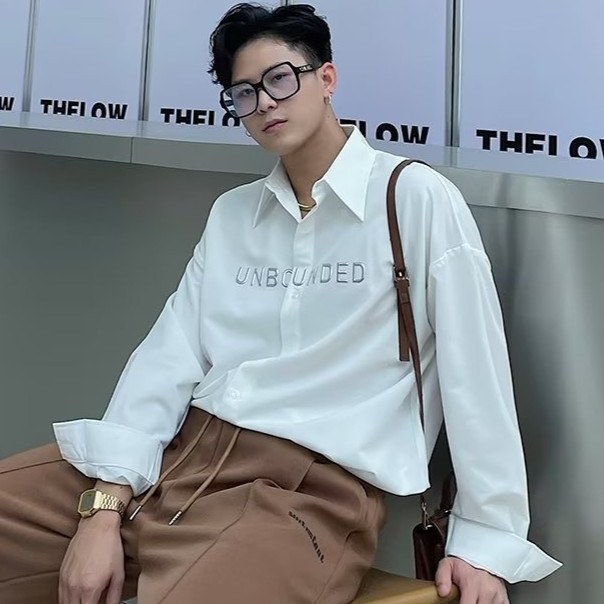 เสื้อเชิ้ตเรียบง่ายลําลองทุกการแข่งขันฤดูใบไม้ผลิ