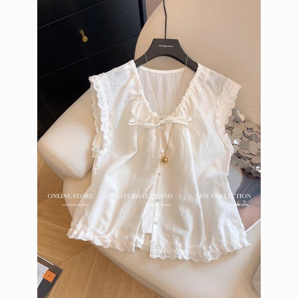 < NC Enxi > 2025 ฤดูร้อนสไตล์ใหม่ Niche Flying Sleeve Design Feeling จีบ V คอ Lace-Up เสื้อผู้หญิงสว