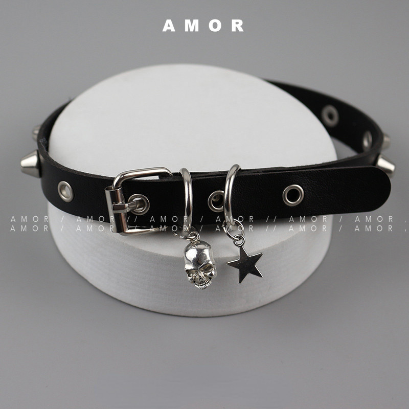 Dark Punk Skull Choker Neckchain Rock Y2K สาวเผ็ดวัฒนธรรมย่อยห้าชี้ Star สร้อยคอหญิง Rivet Collar