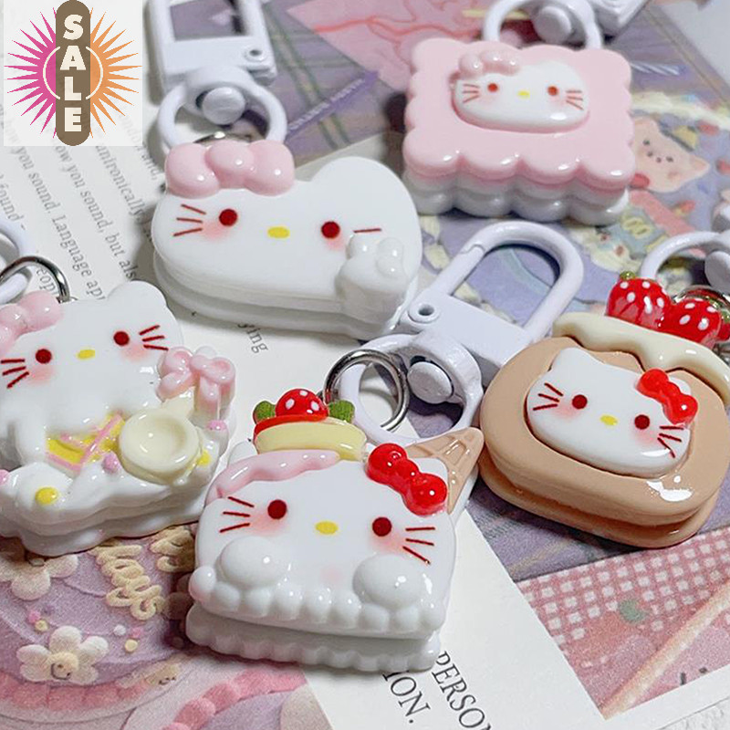 On การ์ตูนสร้างสรรค์ Sanrio อะนิเมะพวงกุญแจน่ารัก Hello Kitty กระเป๋าเป้สะพายหลังจี้โทรศัพท์โซ่กระเป๋าตกแต่ง Girly อุปกรณ์หัวใจของขวัญ A