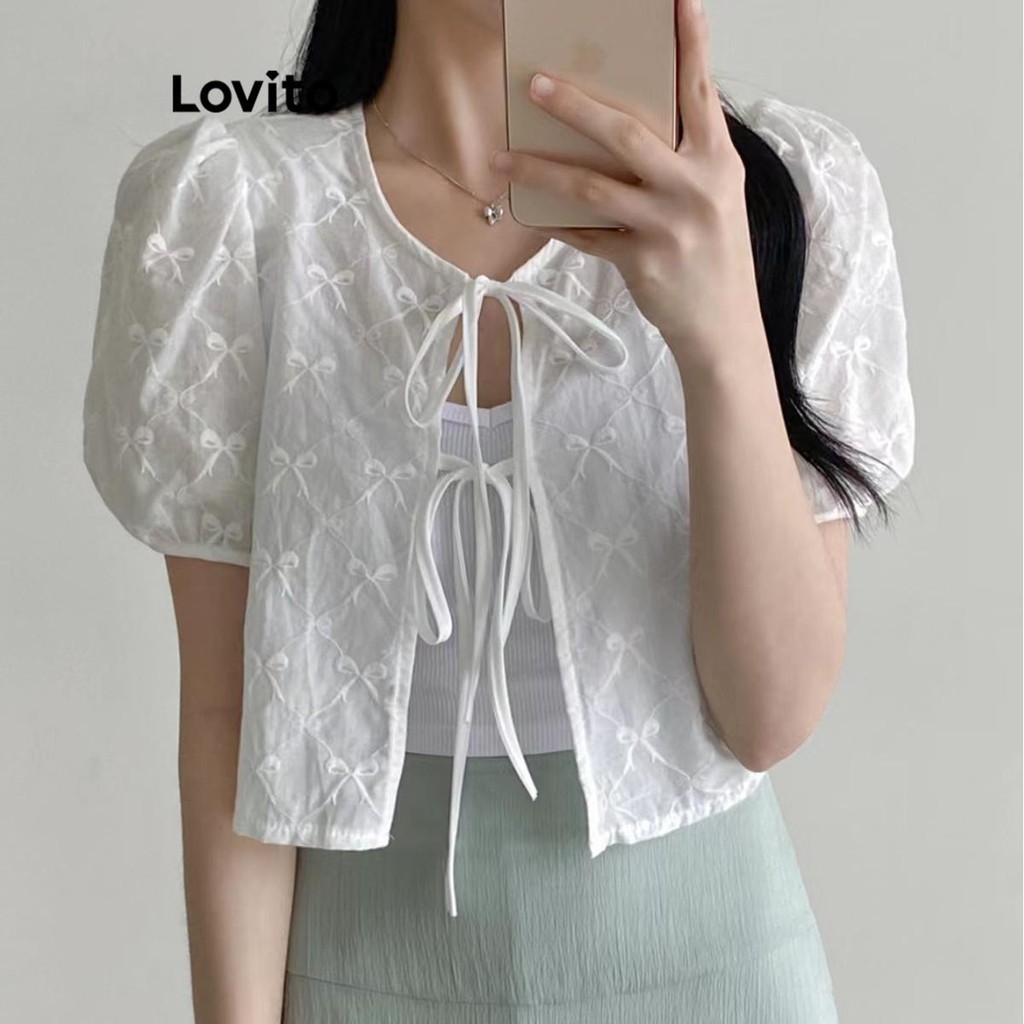 Lovito เสื้อเบลาส์ผู้หญิง แต่งโบว์ สีพื้น สไตล์ลำลอง LNA65580