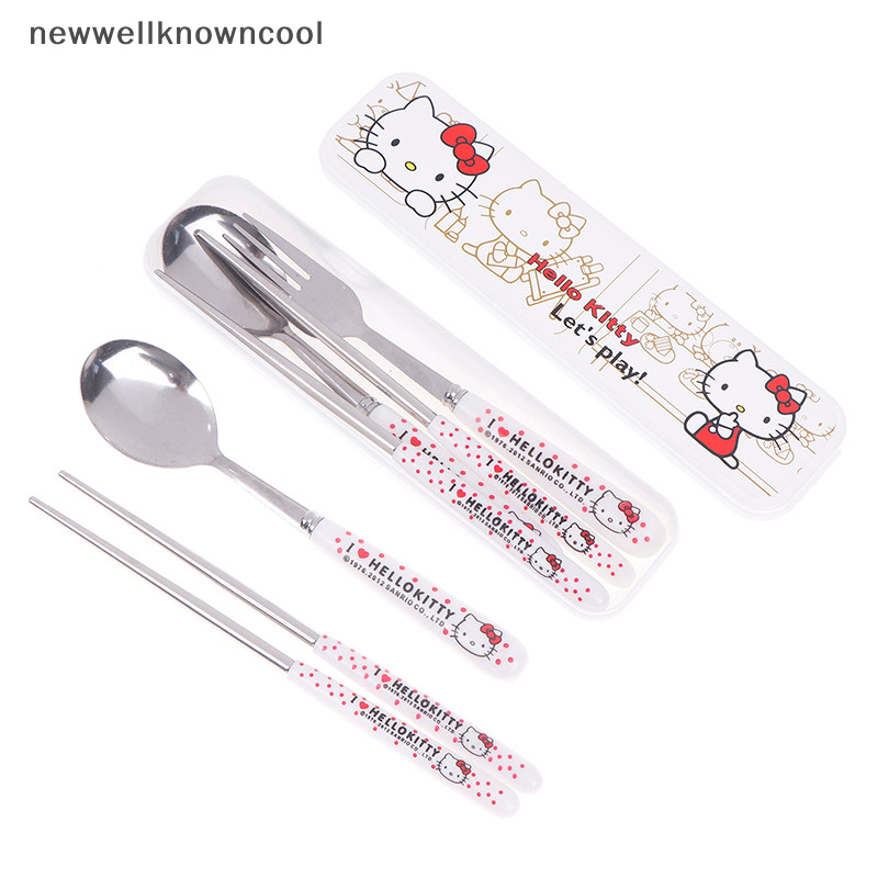 Newwellknowncool Hello Kitty Sanrio ช้อนโลหะส้อมสับบนโต๊ะอาหารน่ารัก Kawaii อะนิเมะการ์ตูน 304 สแตนเลส PU กระเป๋าเก็บของขวัญเด็ก AAD