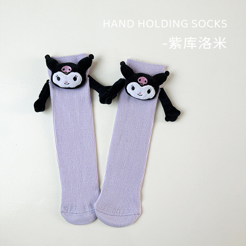 Cinnamoroll เด็กแม่เหล็ก Hand-Holding ถุงเท้าหญิงฤดูใบไม้ร่วง Kuromi HelloKitty ใหม่กลาง-หลอดตุ๊กตาถุงเท้า - รูปที่ 4