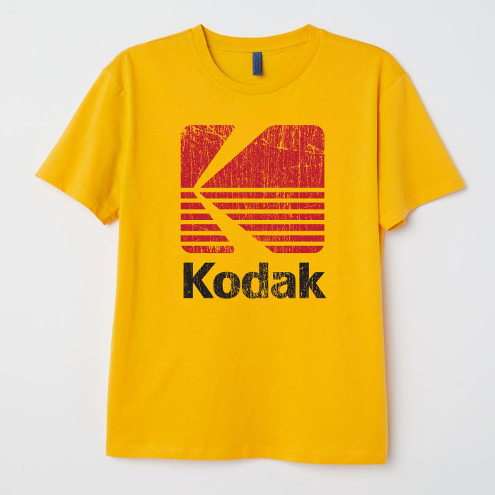 Kodak 00s Retro เสื้อยืด Unisex ฟิล์มองค์ประกอบกล้องการพิมพ์ผ้าฝ้าย 100% ขนาด Full Retro Lovers ต้องมี