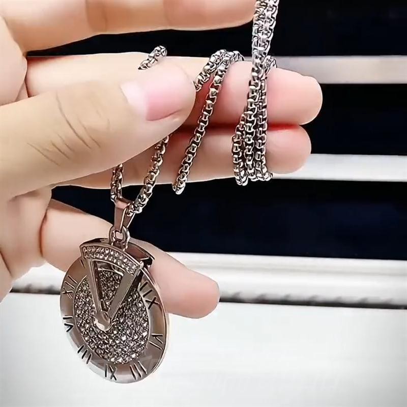 Nb nb nbn ไม่จางหายเวลามาเพื่อวิ่งแฟชั่นทุกการแข่งขันสร้อยคอเหล็กไทเทเนียม อิน จี้หมุนได้เฉพาะโซ่เสื