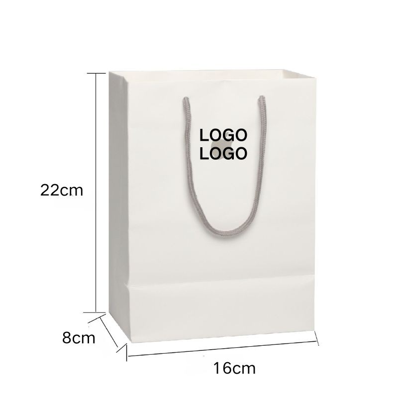 ถุงกระดาษของขวัญ ถุงกระดาษใช้สําหรับของขวัญวัด22ซม*16ซม*8ซมซึ่งสามารถใส่หูฟังและดินสอได้