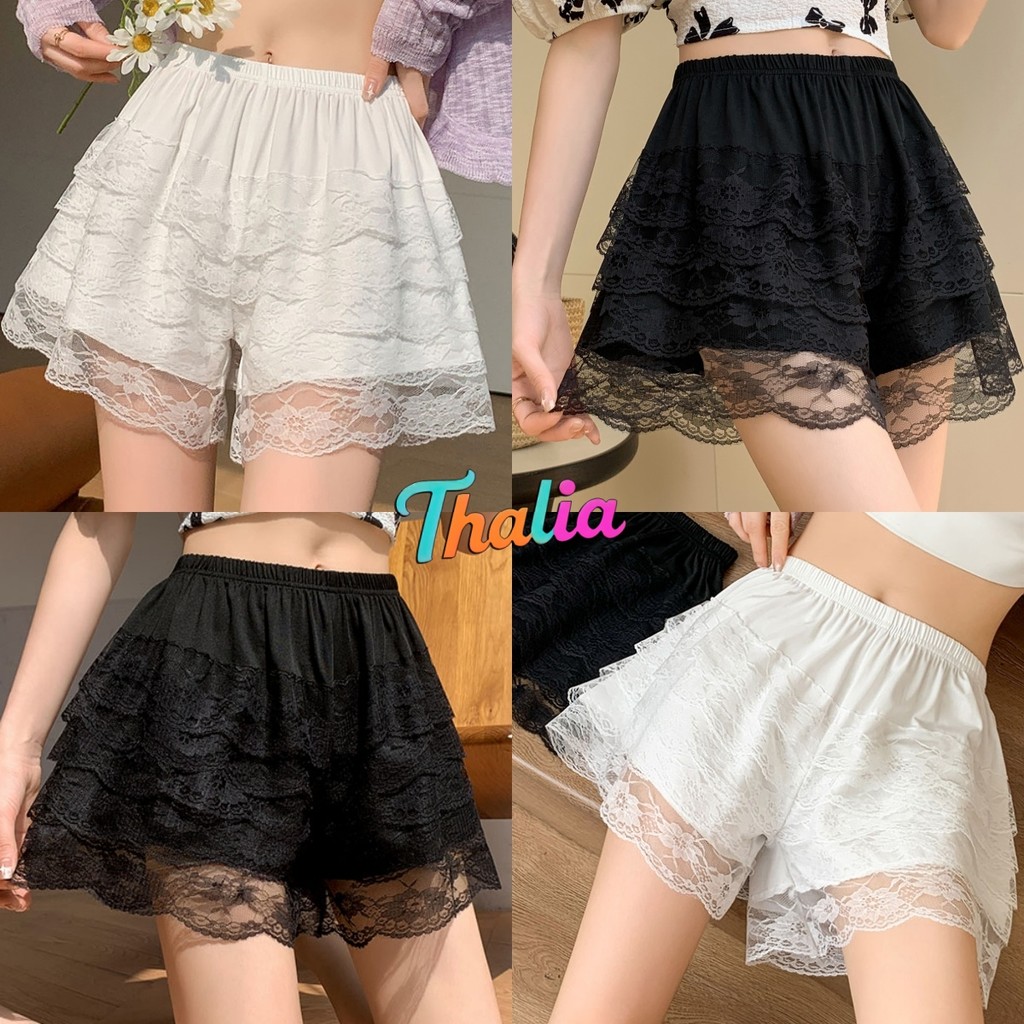 Thalia-กางเกงขาสั้น เอวสม็อค แต่งบายลูกไม้สีขาวดำ ผ้าเนื้อนุ่ม กางเกงขาสั้นผู้หญิง สไตล์เกาหลี เซ็กซี่