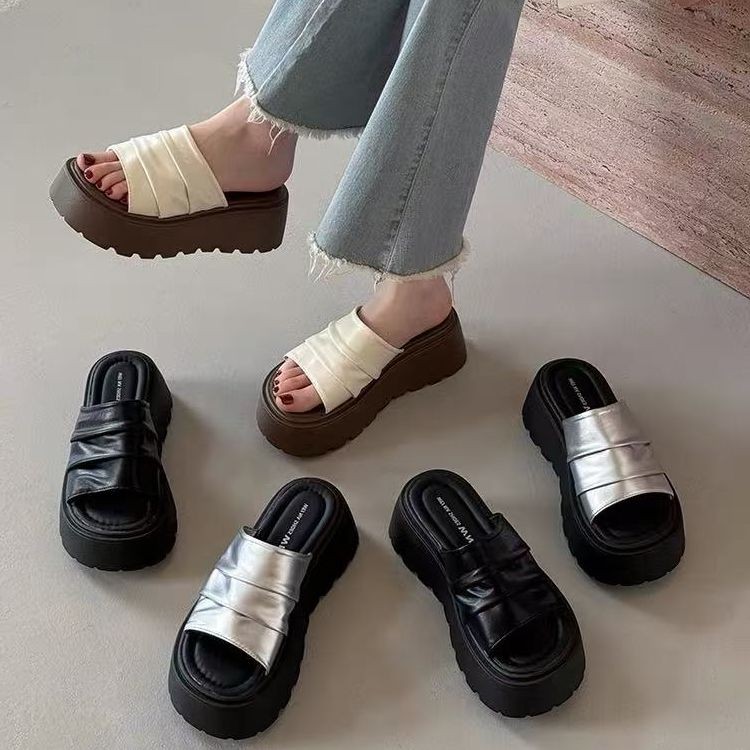 One for all พร้อมส่งจากไทย TX700 รองเท้าเเตะแบบสวมหนังพียู หนา6CM ฤดูร้อน กันลื่น พื้นนิ่ม ใส่สบาย สำหรับผู้หญิง