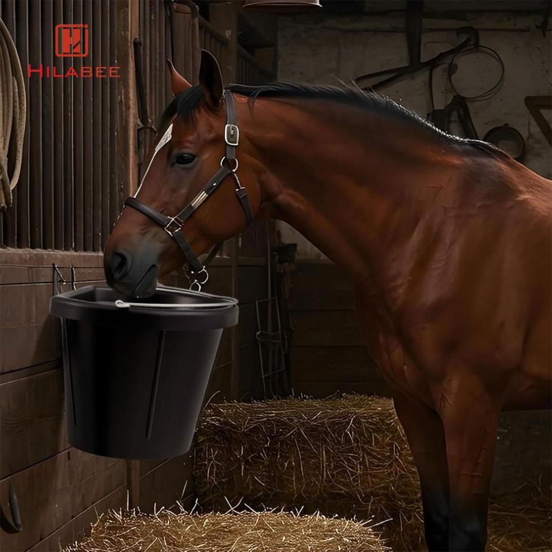 [hilabee] Horse feed Bucket Utility Bucket 18L ถังเก็บอาหารทนต่อการสึกหรอ Trough Water Bowl สําหรับ 