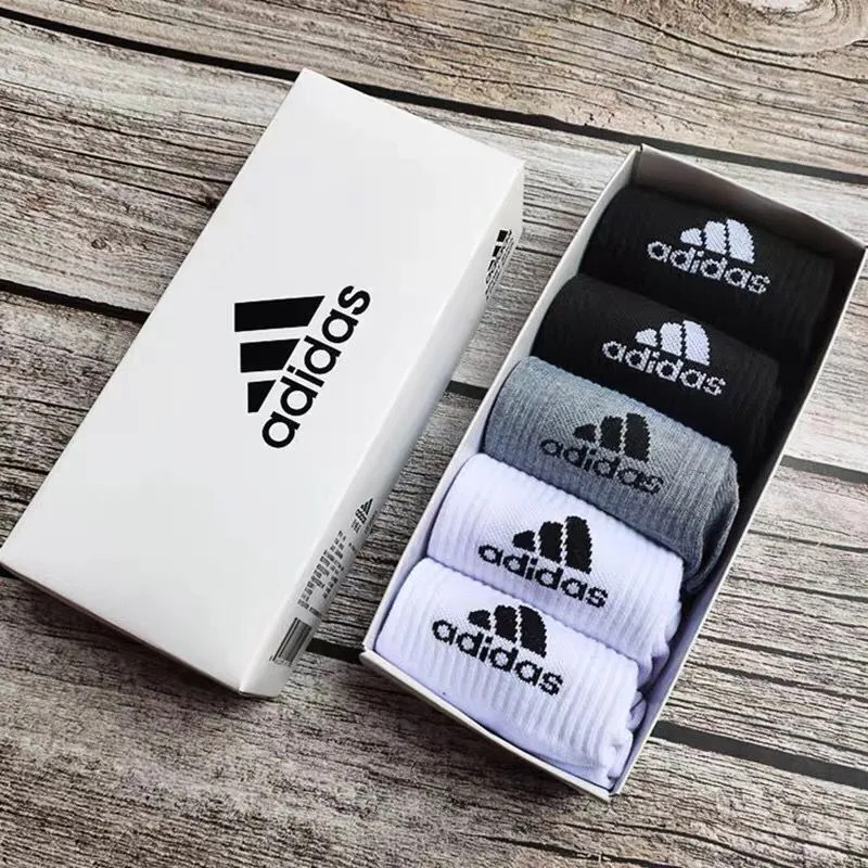 ADIDAS ถุงเท้าบาสเก็ตบอล 5 คู่ ระงับกลิ่นกายดี ดูดซับเหงื่อได้ดี ออกแบบมาเพื่อความทนทานและการป้องกันการลื่นไถลขณะเล่นกีฬา