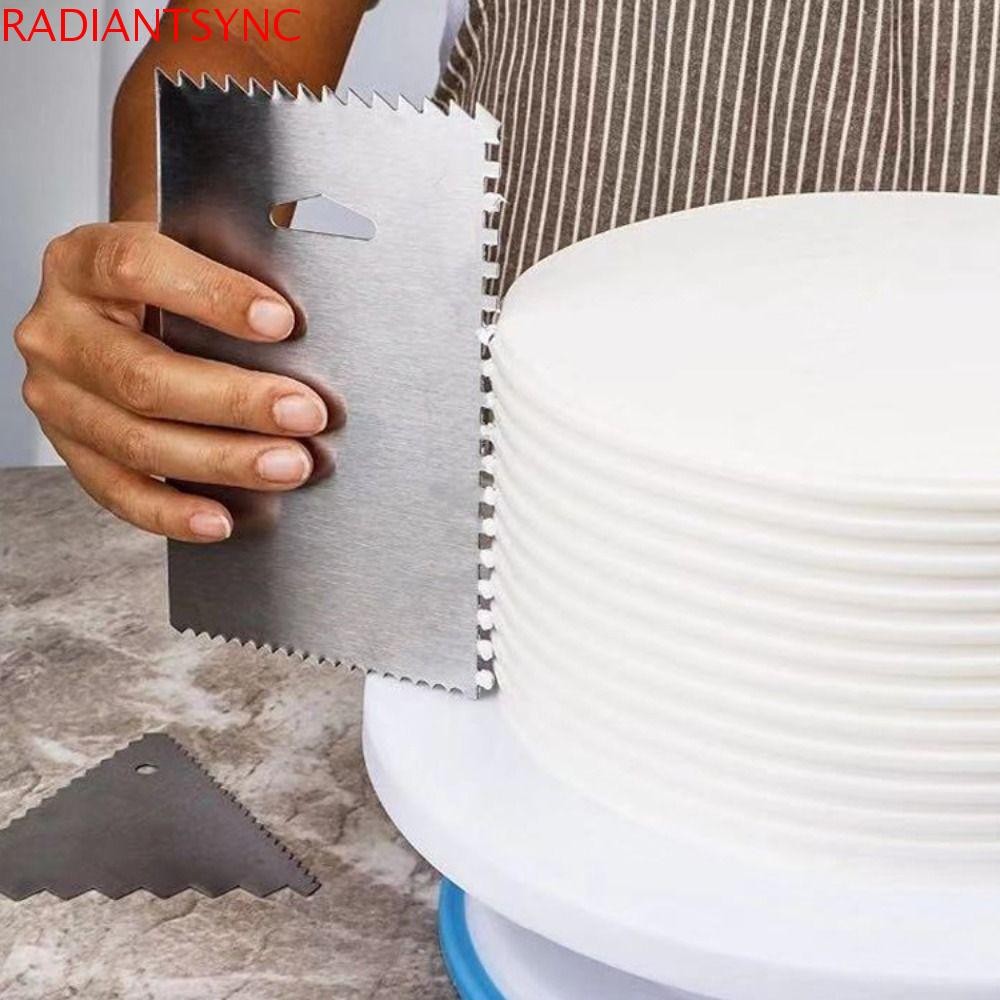 RADIANTSYNC ที่ขูดเค้ก, สแตนเลส 4 ด้าน, เครื่องมือการสร้างแบบจําลองเค้กฟันไม่สม่ําเสมอ Professional สี่เหลี่ยมผืนผ้า Buttercream ไม้พาย Buttercream