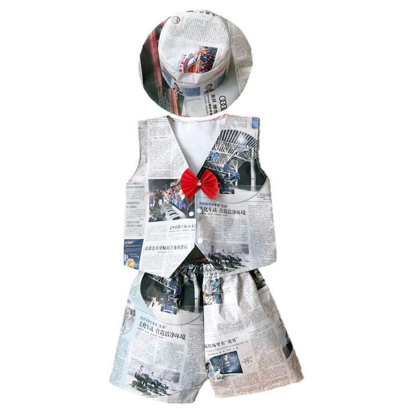 现货直发 เด็กหนังสือพิมพ์สิ่งแวดล้อมประสิทธิภาพเสื้อผ้าที่ทําด้วยมือสร้างสรรค์อนุบาลพ่อแม่และลูกแฟชั่นแสดงประสิทธิภาพเสื้อผ้าหนังสือพิมพ์เสื้อกั๊ก 7.15