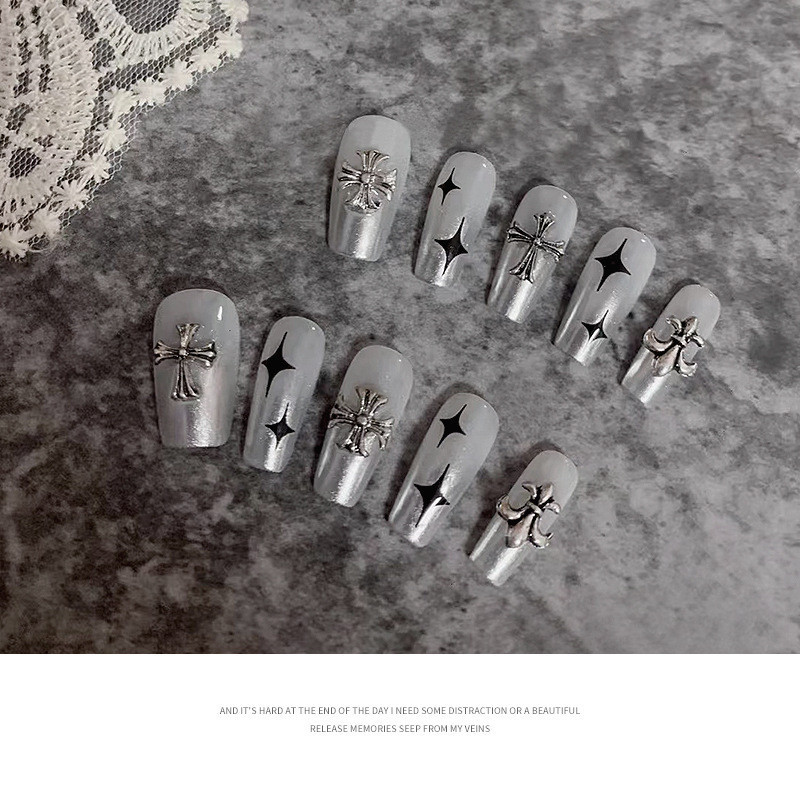 มินิขนาดเล็ก Crow Star ทําเล็บมือเพชรเครื่องประดับ Punk Dark สไตล์โลหะ Retro Silver Cross ผสมเพชรเครื่องประดับ - รูปที่ 3