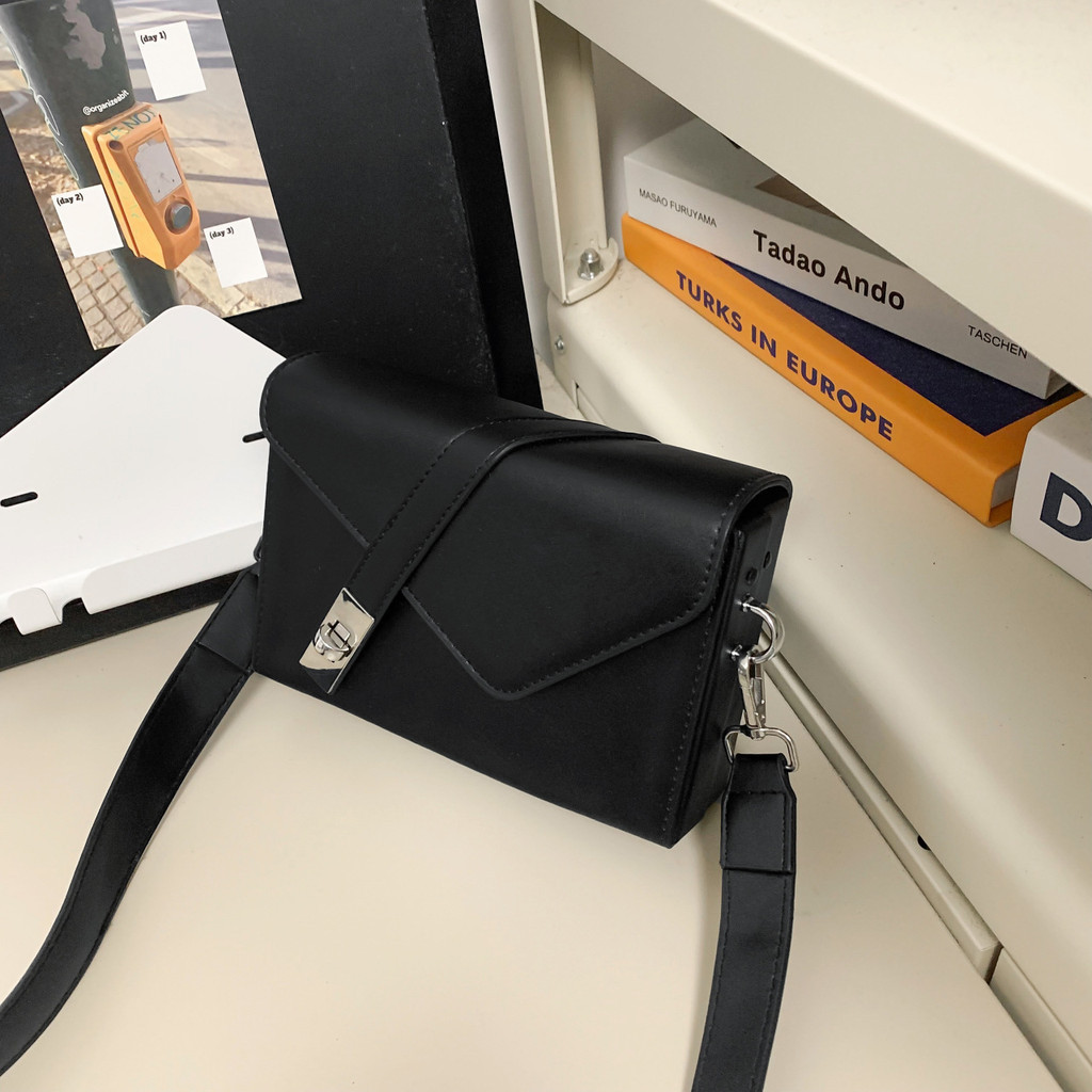 Sunwish -Tk HOT- Ja77 Skew Buckle Korean Style Men Box Shape Sling Bag Shoulder Bag Small Square Bag