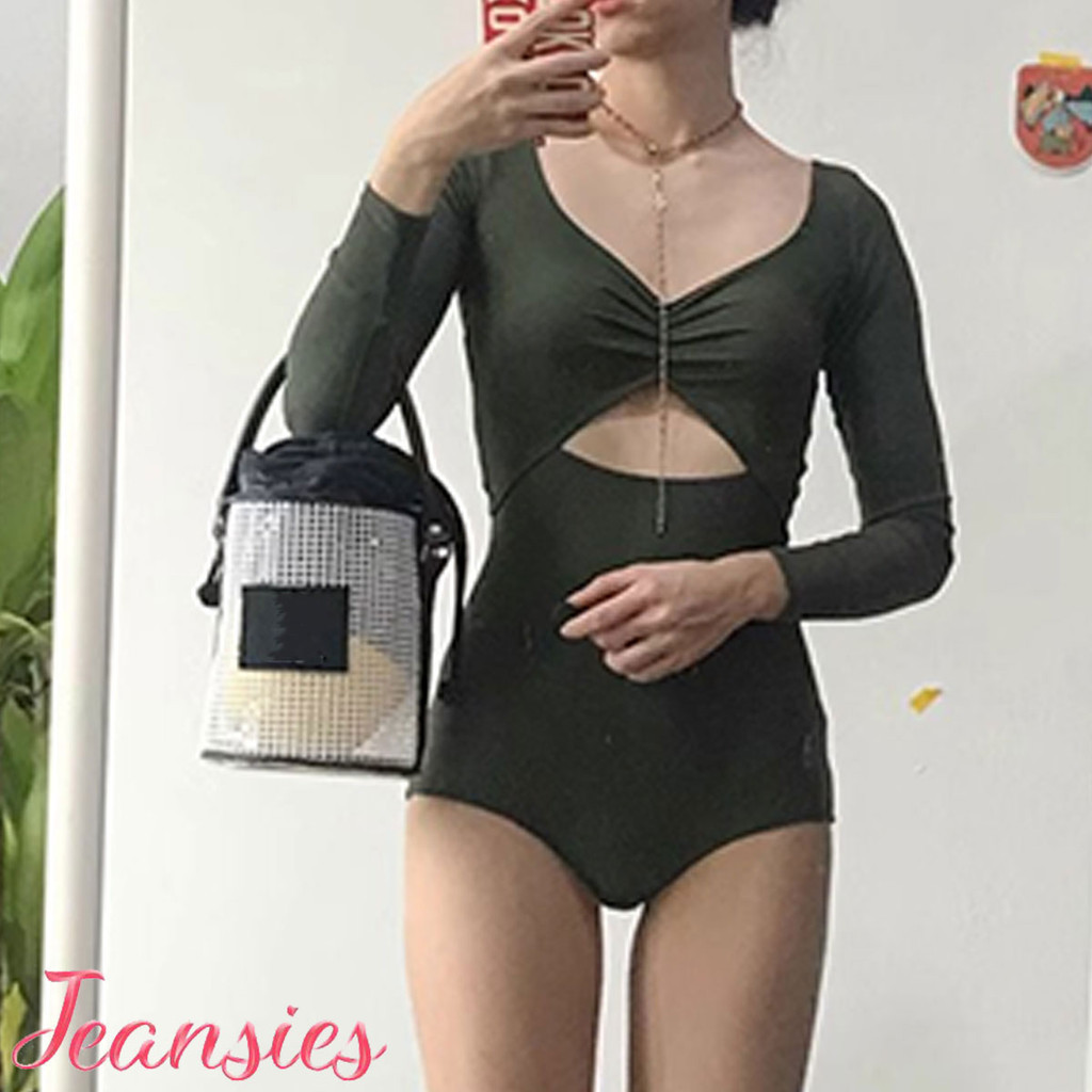 ชุดว่ายน้ำใหม่ล่าสุดสำหรับฤดูร้อนแบบเปิดหลังดีไซน์สวย