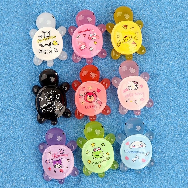 1pcs อะนิเมะ Sanrios เต่า Series 3D Luminous เรซิ่น Patch เครื่องประดับ My Melody Kuromi Cinnamoroll DIY Handmade ตกแต่งวัสดุ